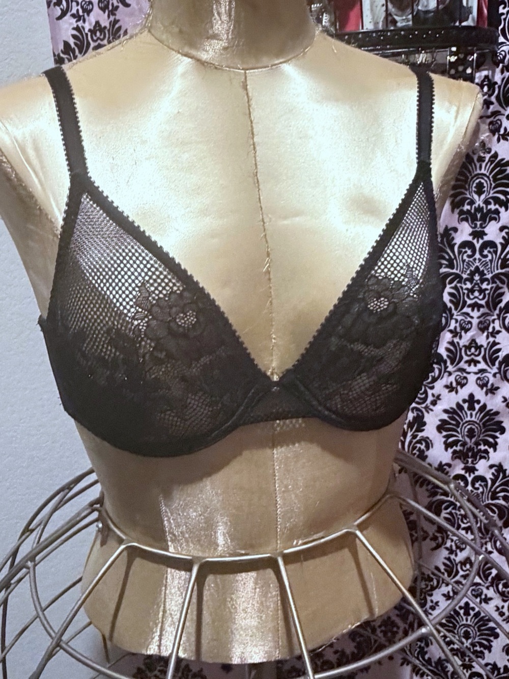 Vintage L’agent - Agent provocateur Black lace  Bra 34C